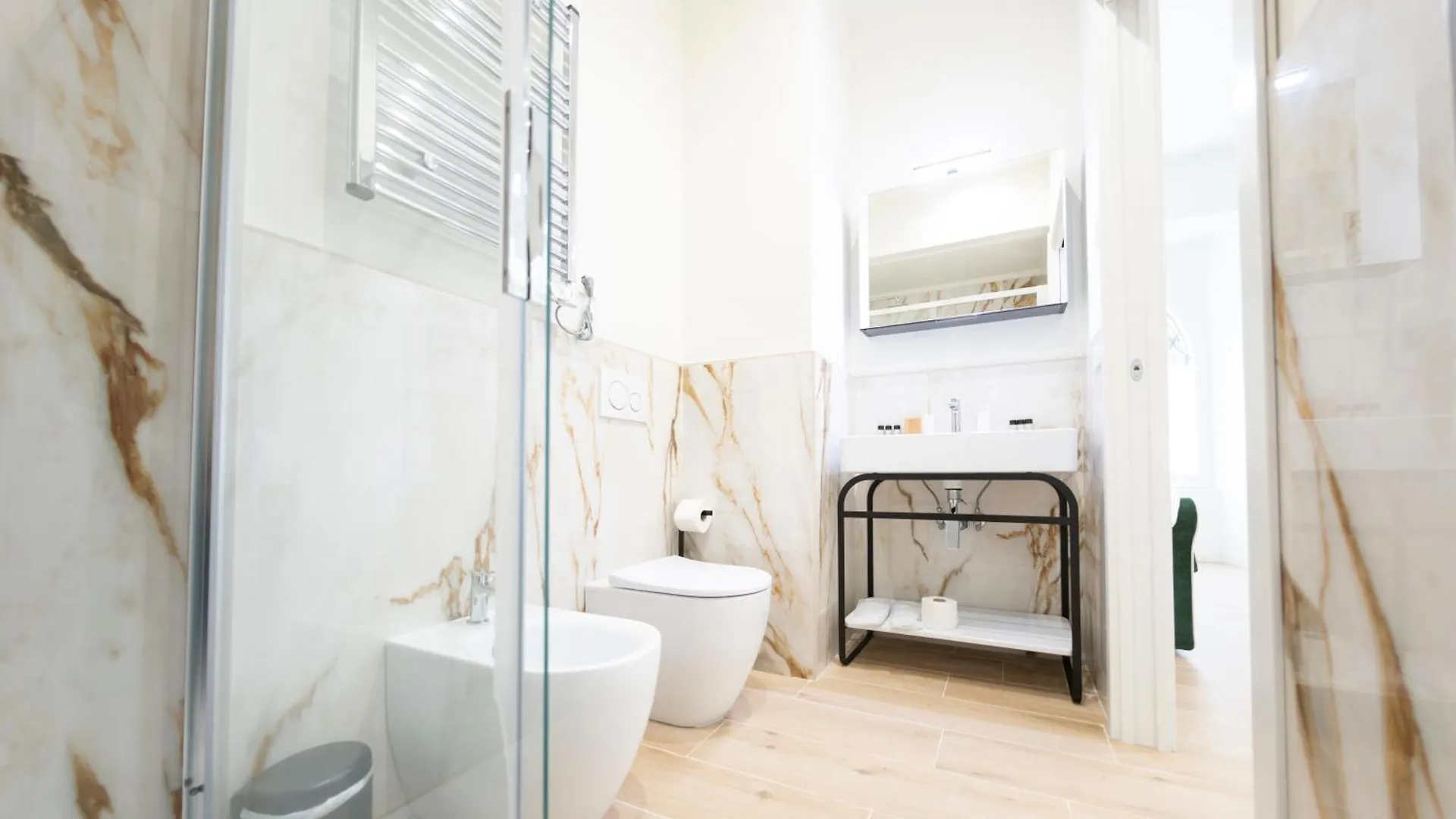 Domus Giulio Guest House Rome
