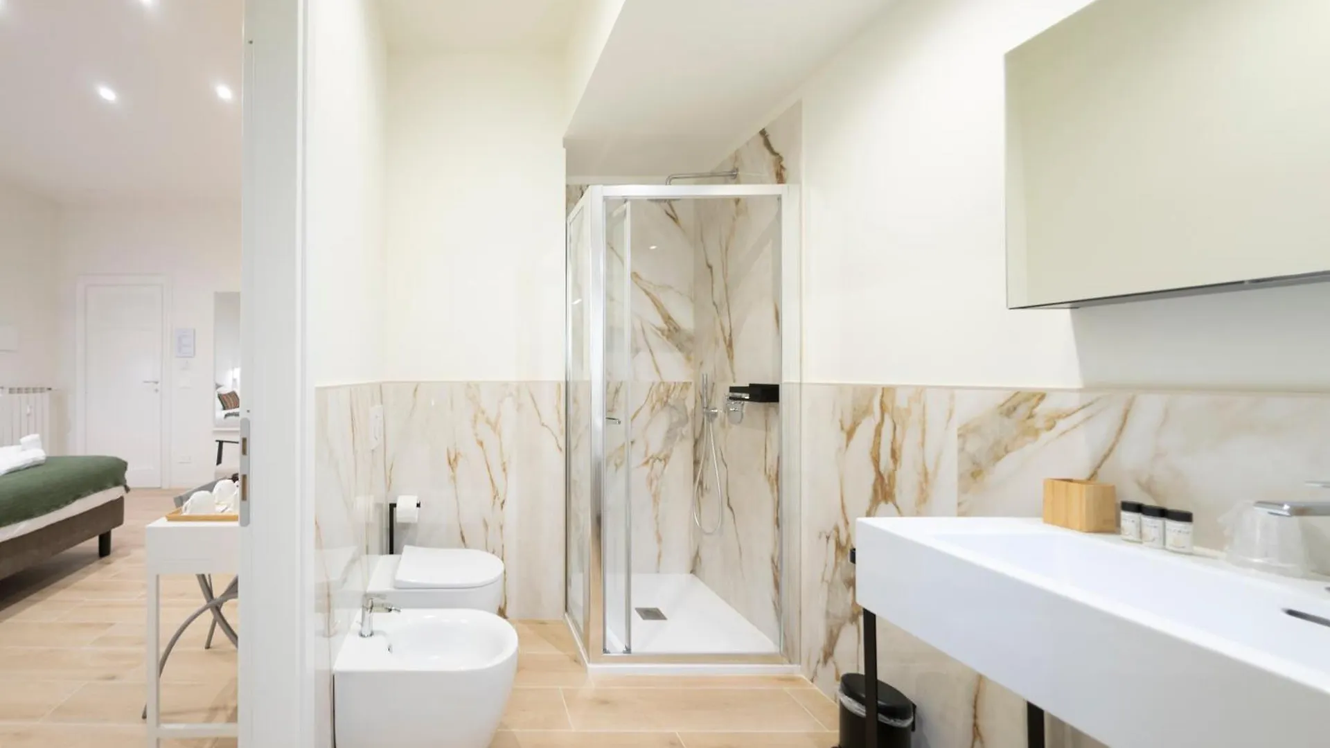 Domus Giulio Guest House Rome