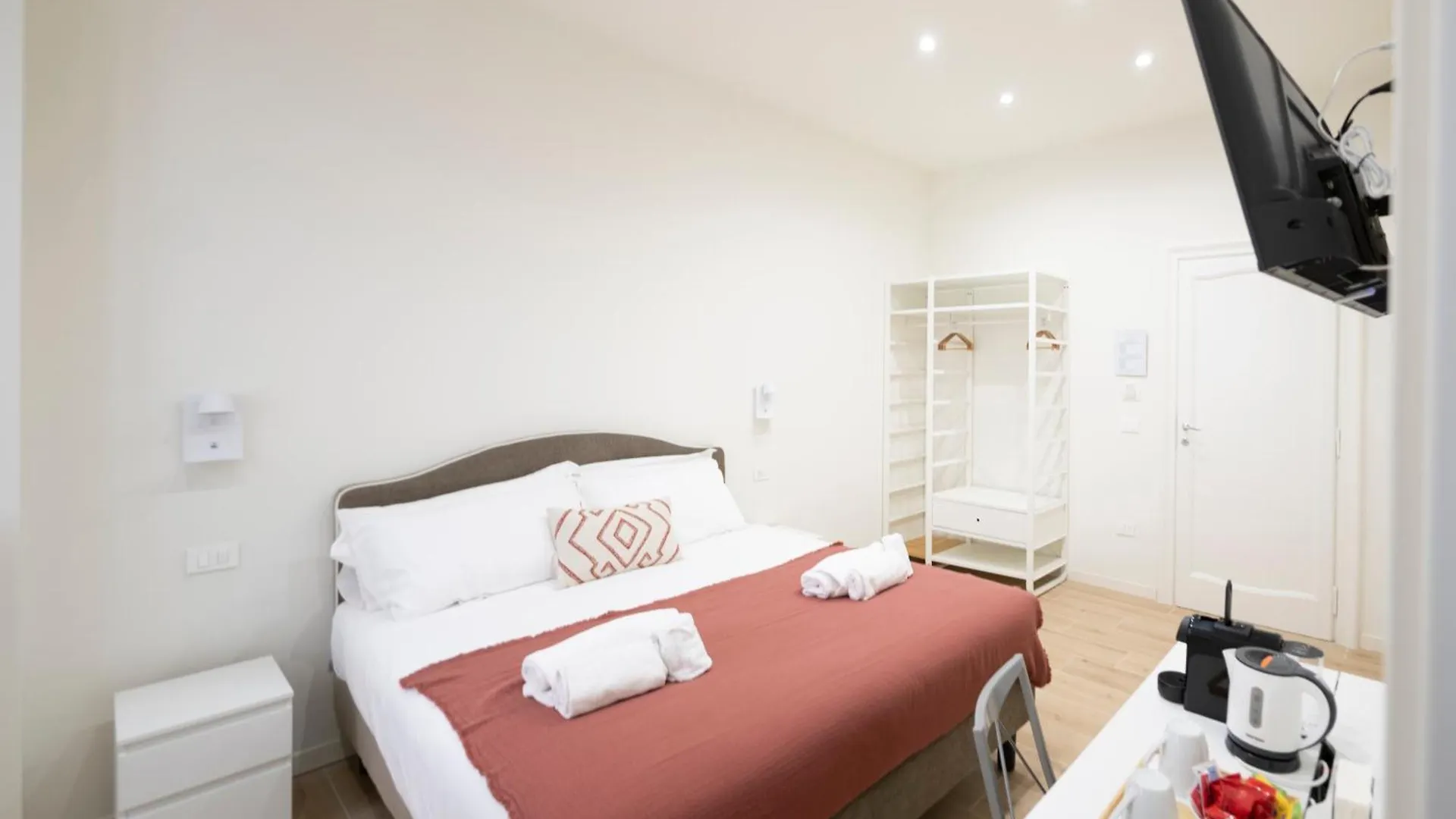 Domus Giulio Guest House Rome