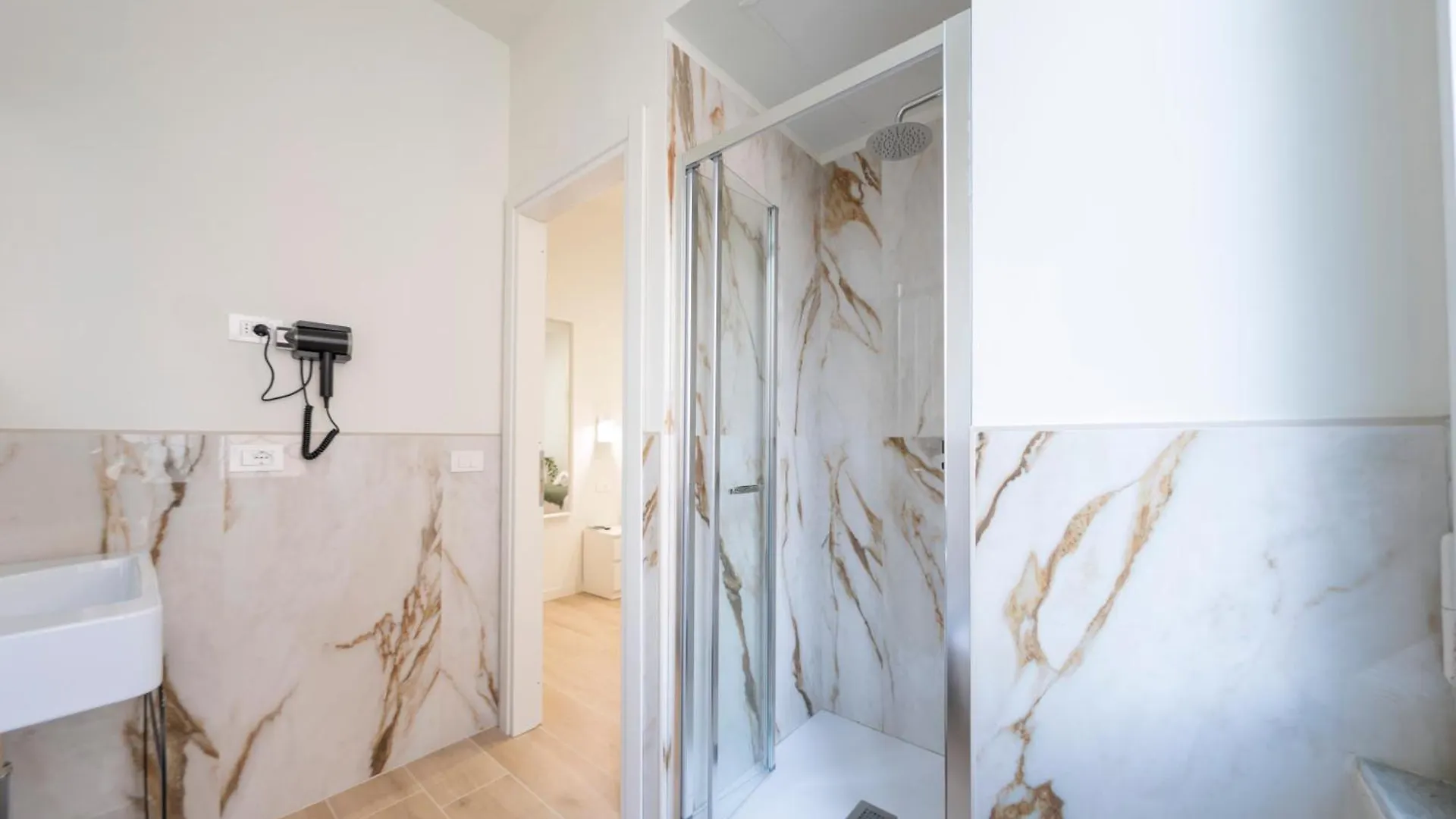 Domus Giulio Guest House Rome Italy